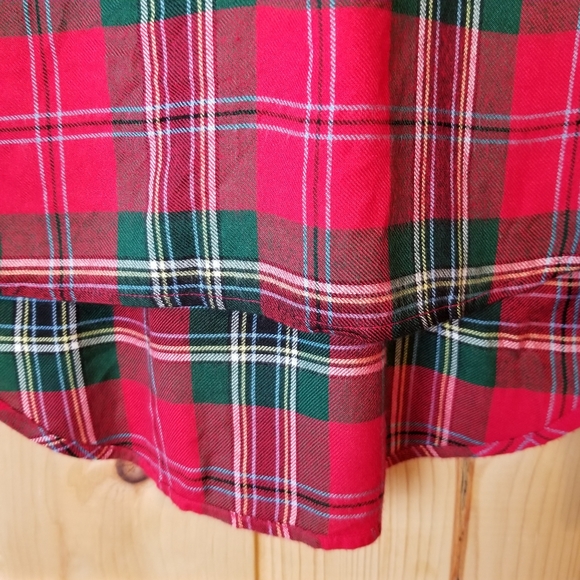 Crown & Ivy Red Plaid 1/4 Button Long Sleeve Christmas Holiday Collared Shirt - Picture 3 of 11